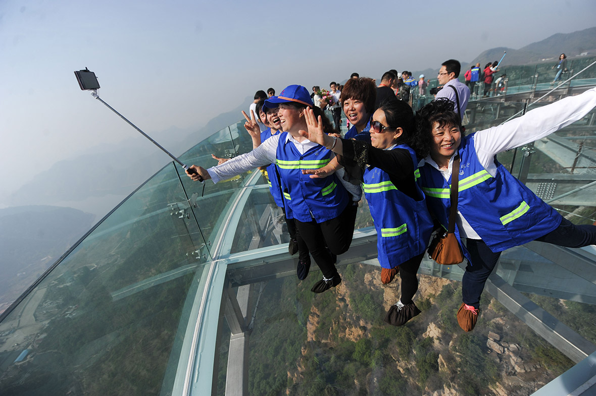 China: Are you game to try this circular glass viewing platform ...