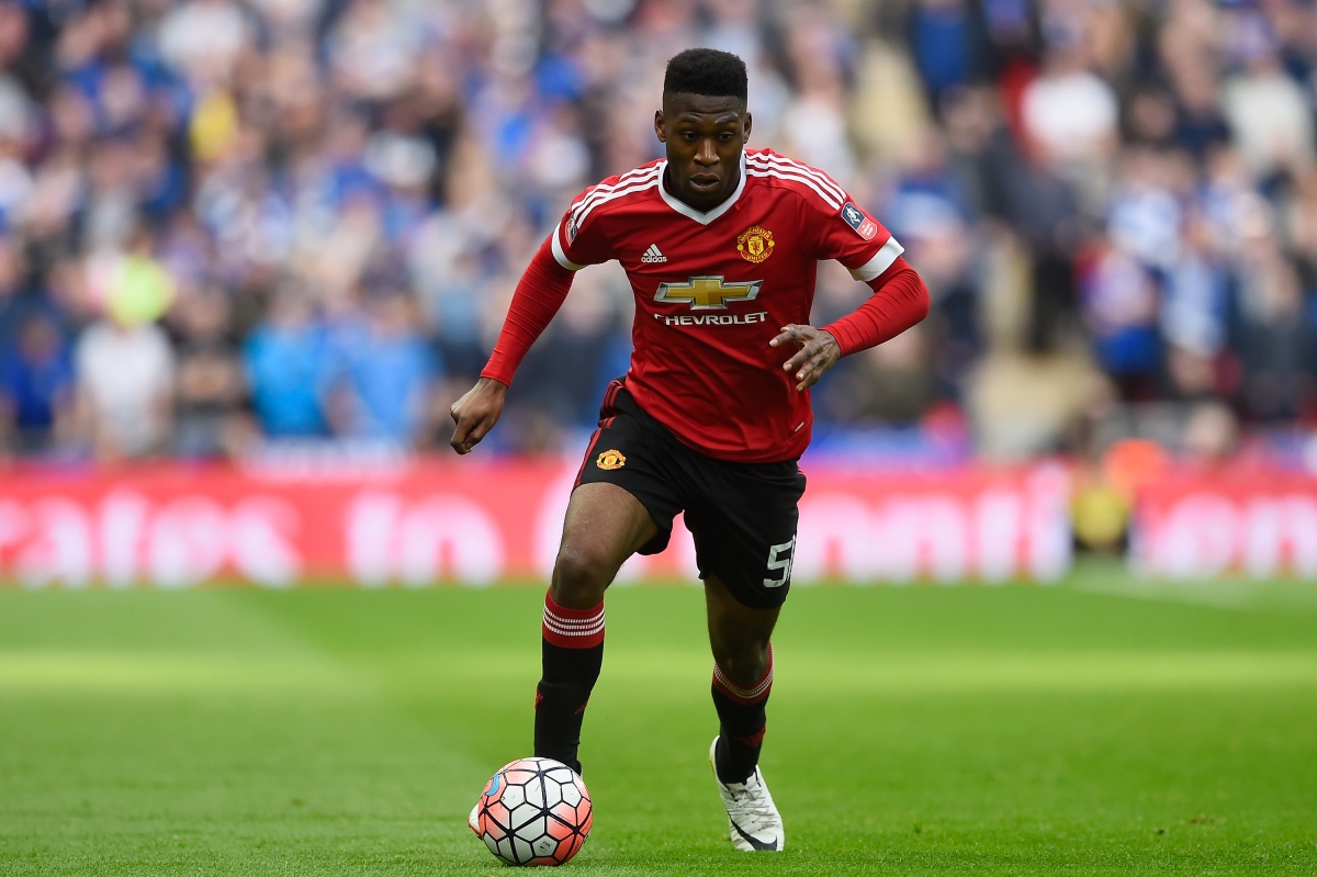 Timothy Fosu-Mensah: Manchester United Defender Signs New Four-year ...