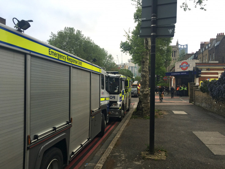 Northern Line suspended Keninngton