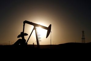 Oil oversupply 'may ease' by 2017, OPEC says