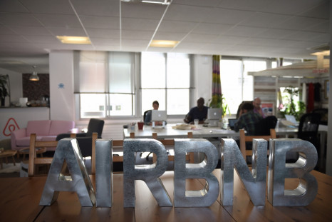 Airbnb sign