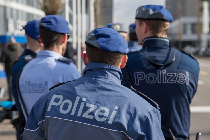 Polizei investigating string of murders 