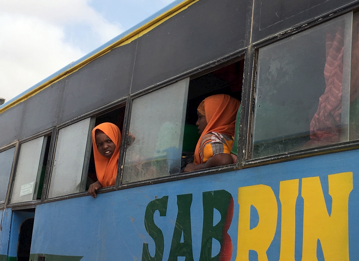 Refugees leave Dadaab