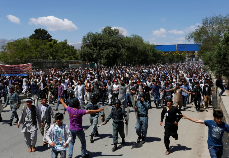 Afghan minority protesters