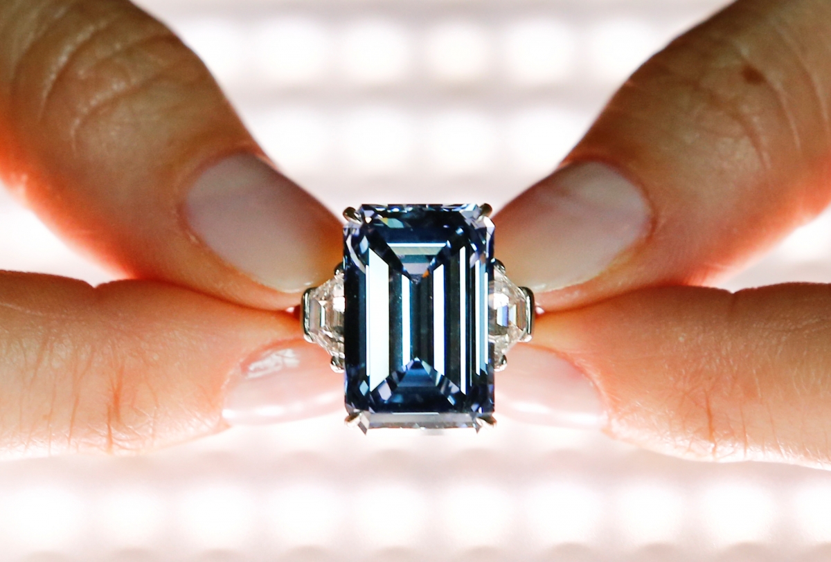 Oppenheimer Blue Diamond Sells For World Record £40m At Christies Auction 