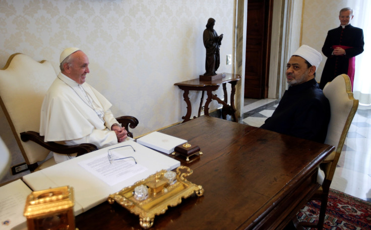Pope Francis meets grand imam of Egypt