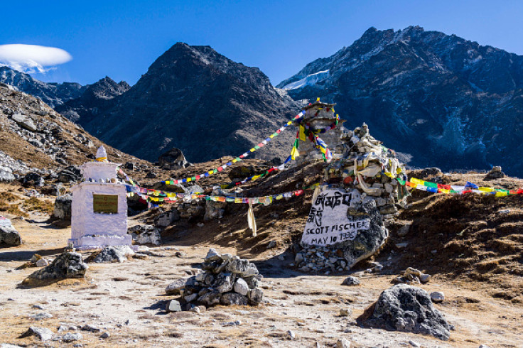 Everest altitude sickness