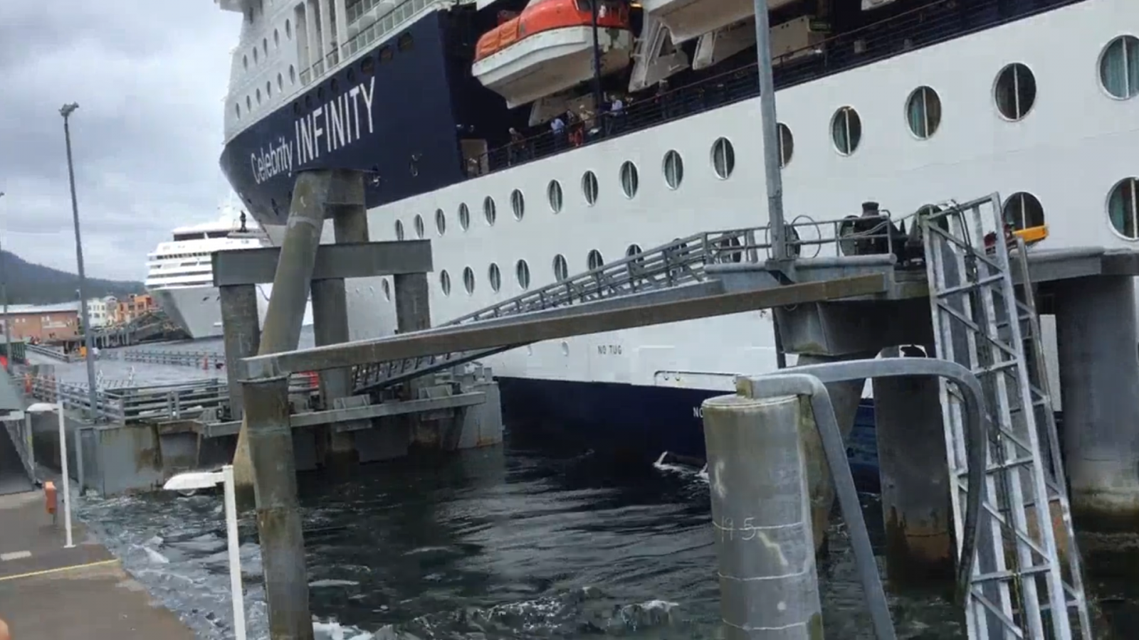 cruise ship crashes into dock