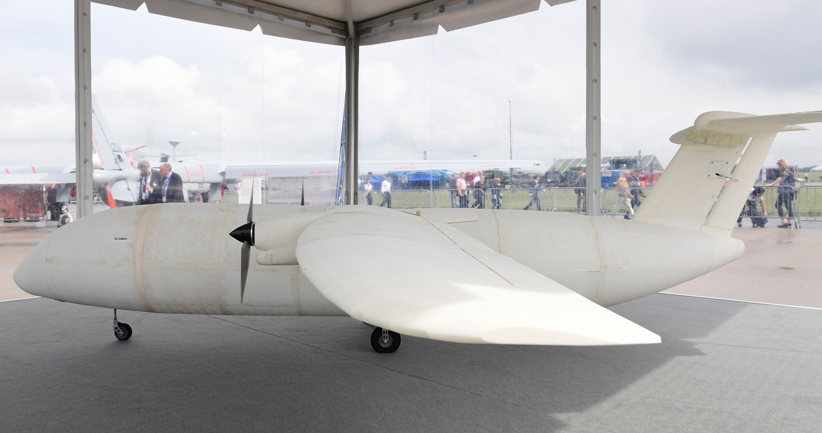 Airbus 3D prints entire aircraft to demonstrate the future ...