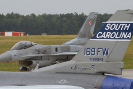 F-16C fighter jets collide