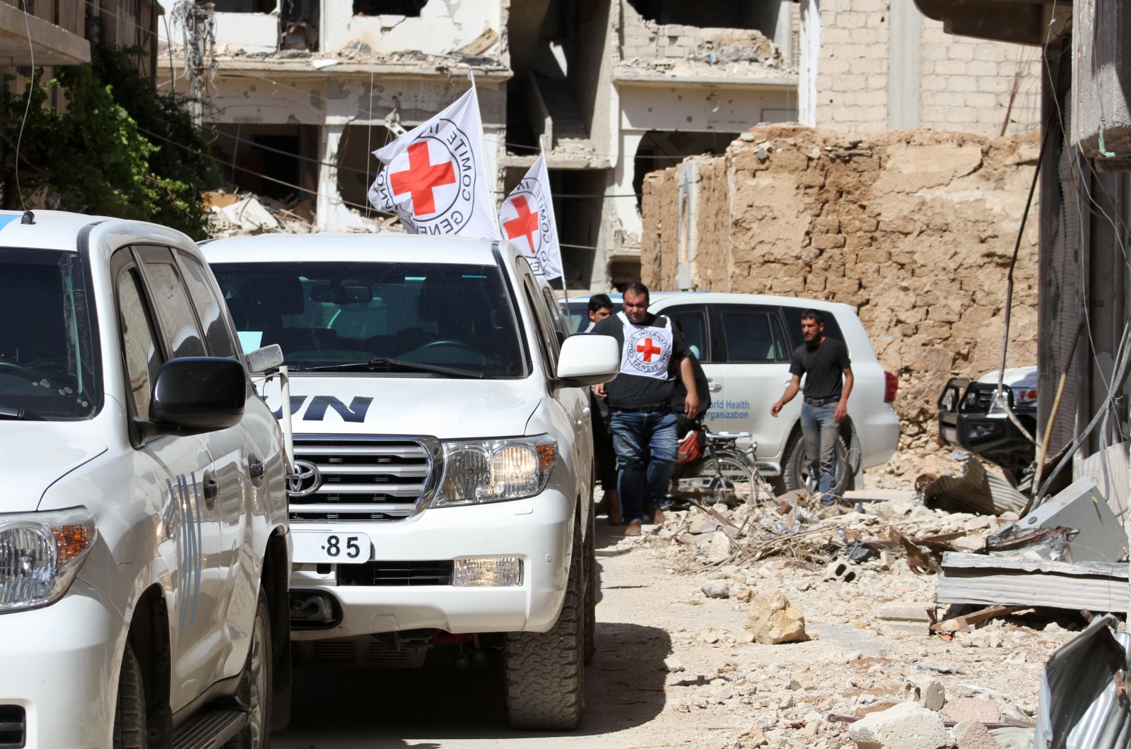 Syria Allows Humanitarian Aid To Be Delivered In Besieged Areas Around ...