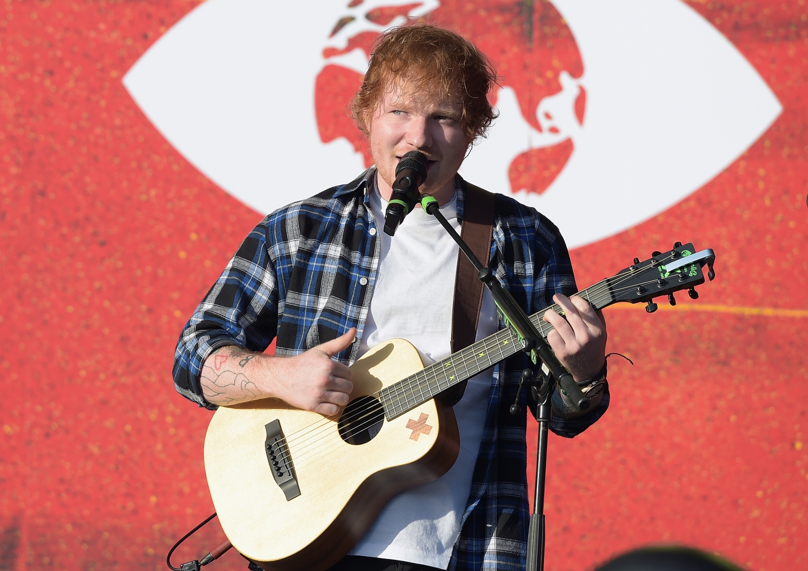 Ed sheeran songs. Эд Ширан. Музыкант ed Sheeran. Johnny Edwards (musician).