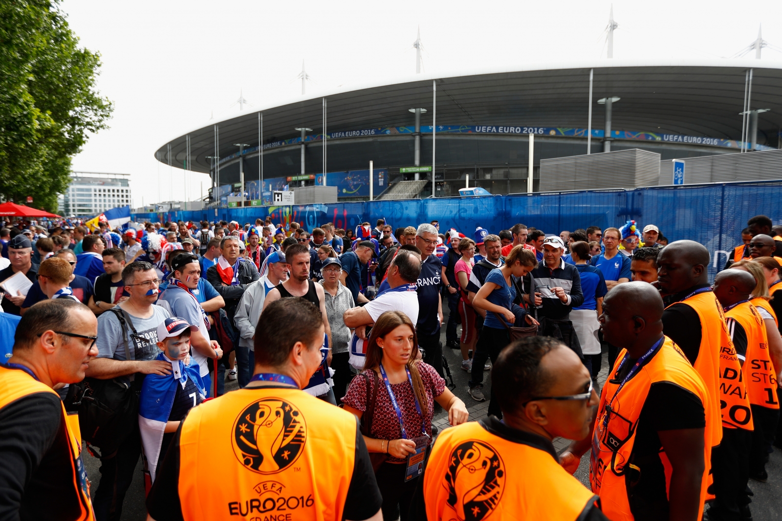 Fans pour into the Stade de France Fans pour into the Stade de France