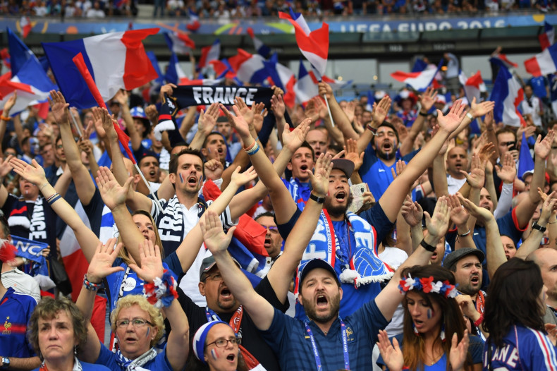 French fans get ready to party