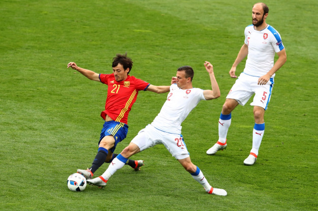 David Silva wins his 100th cap today David Silva wins his 100th cap today