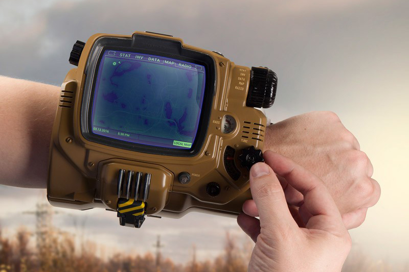 Pip-Boy Deluxe Edition is the Fallout 4 smartwatch you always wanted