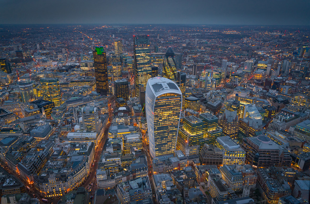 London from the air at night: Jason Hawkes' latest aerial photos of ...