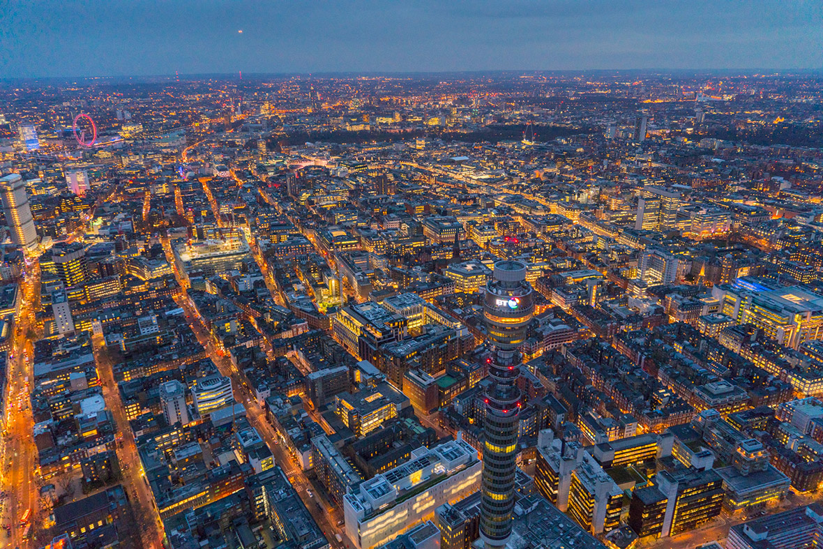 London from the air at night: Jason Hawkes' latest aerial ...