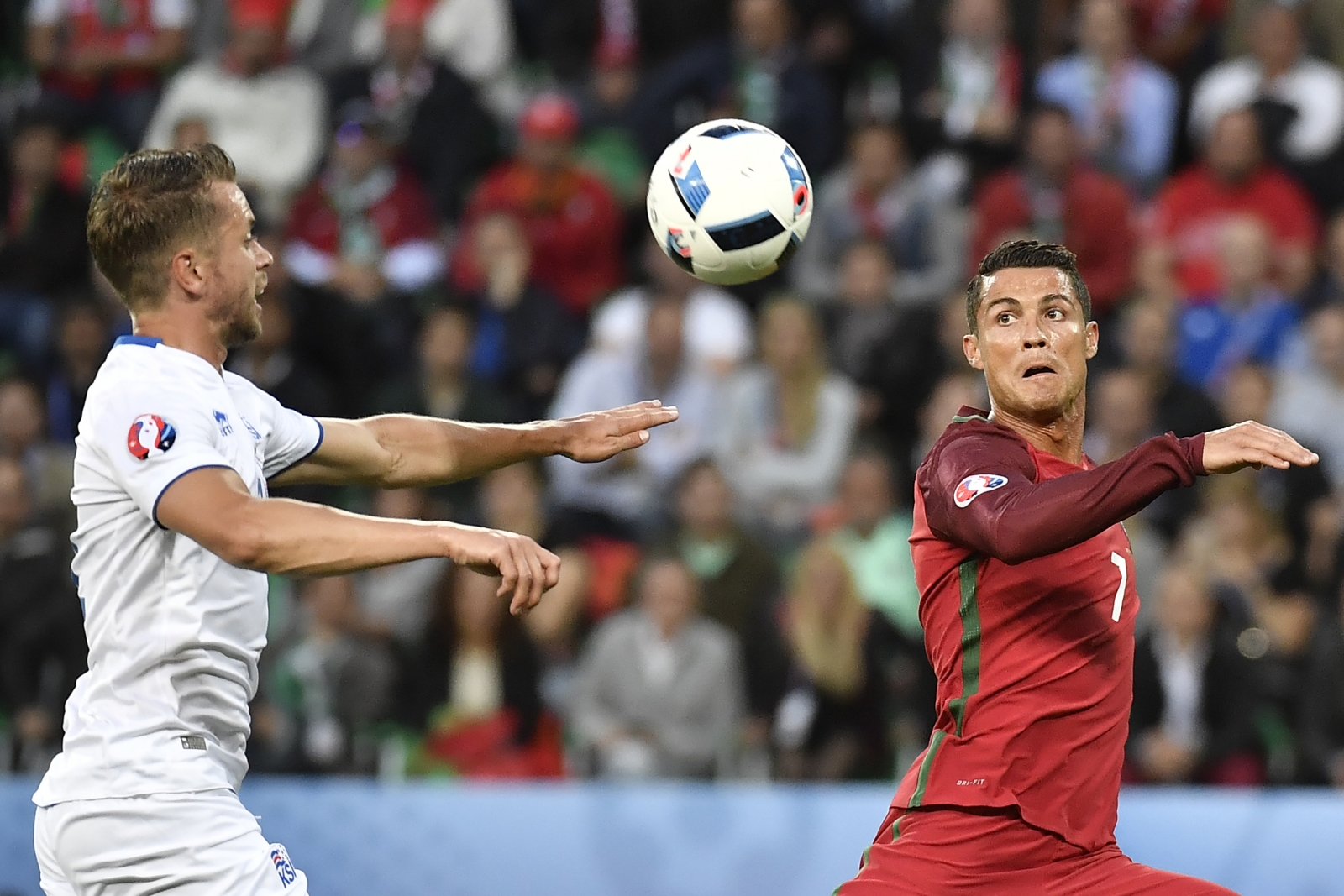 Euro 2016: Kari Arnason blasts 'sore loser' Cristiano ...