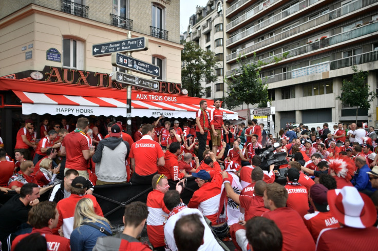The pre-match scene in Paris