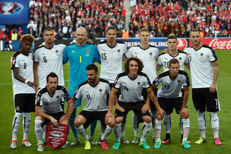 The Austrian team before kick-off