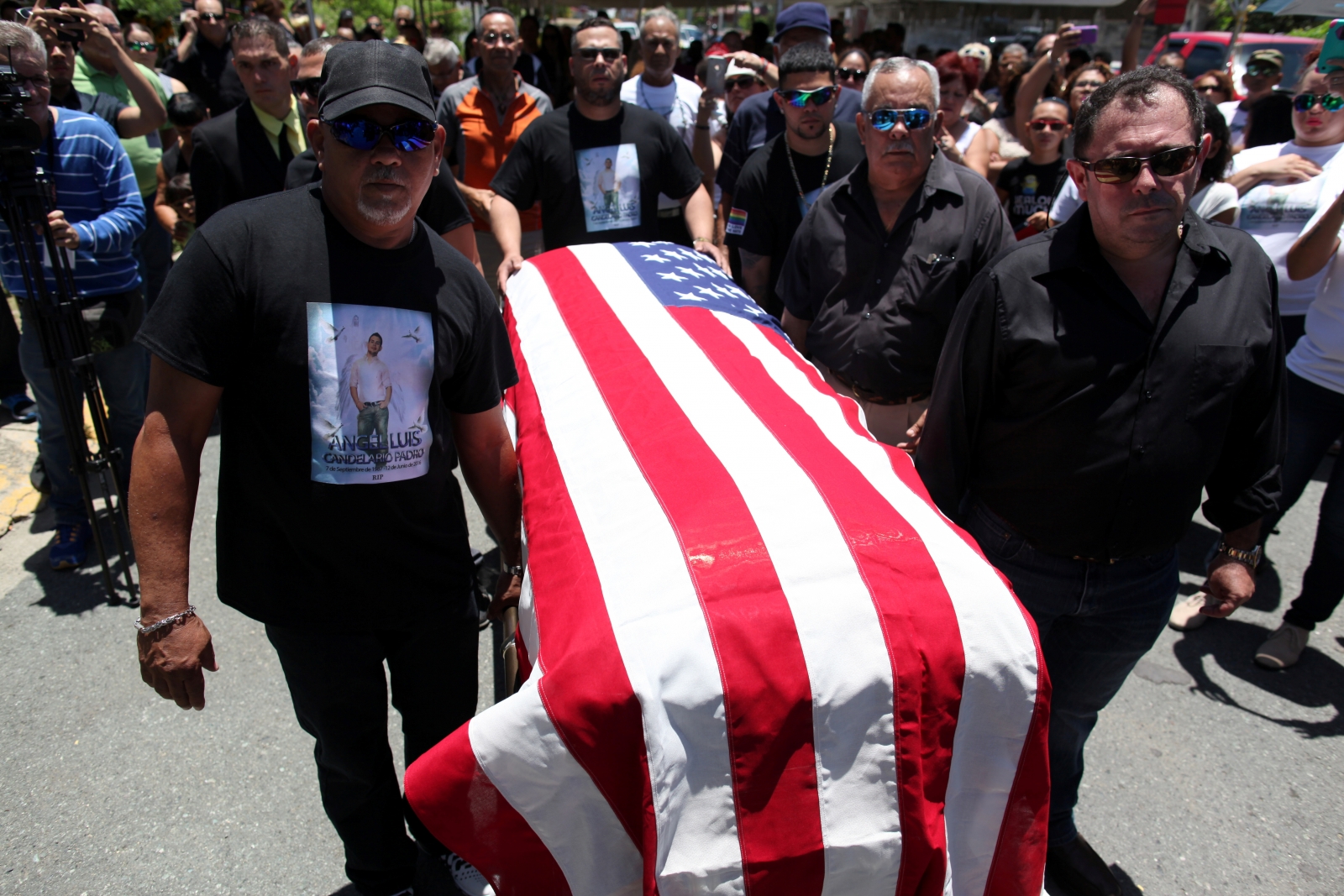 httpsorlando massacre angels shield funeral mourners anti gay westboro baptist church protesters 1566303