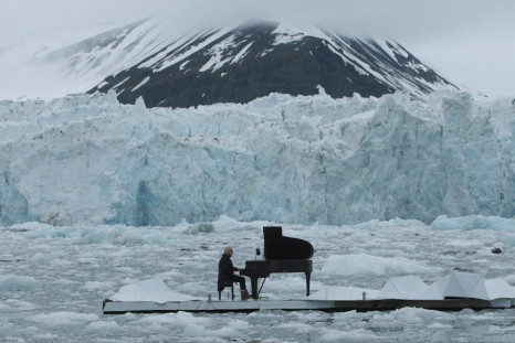 Greenpeace piano performance in Artic