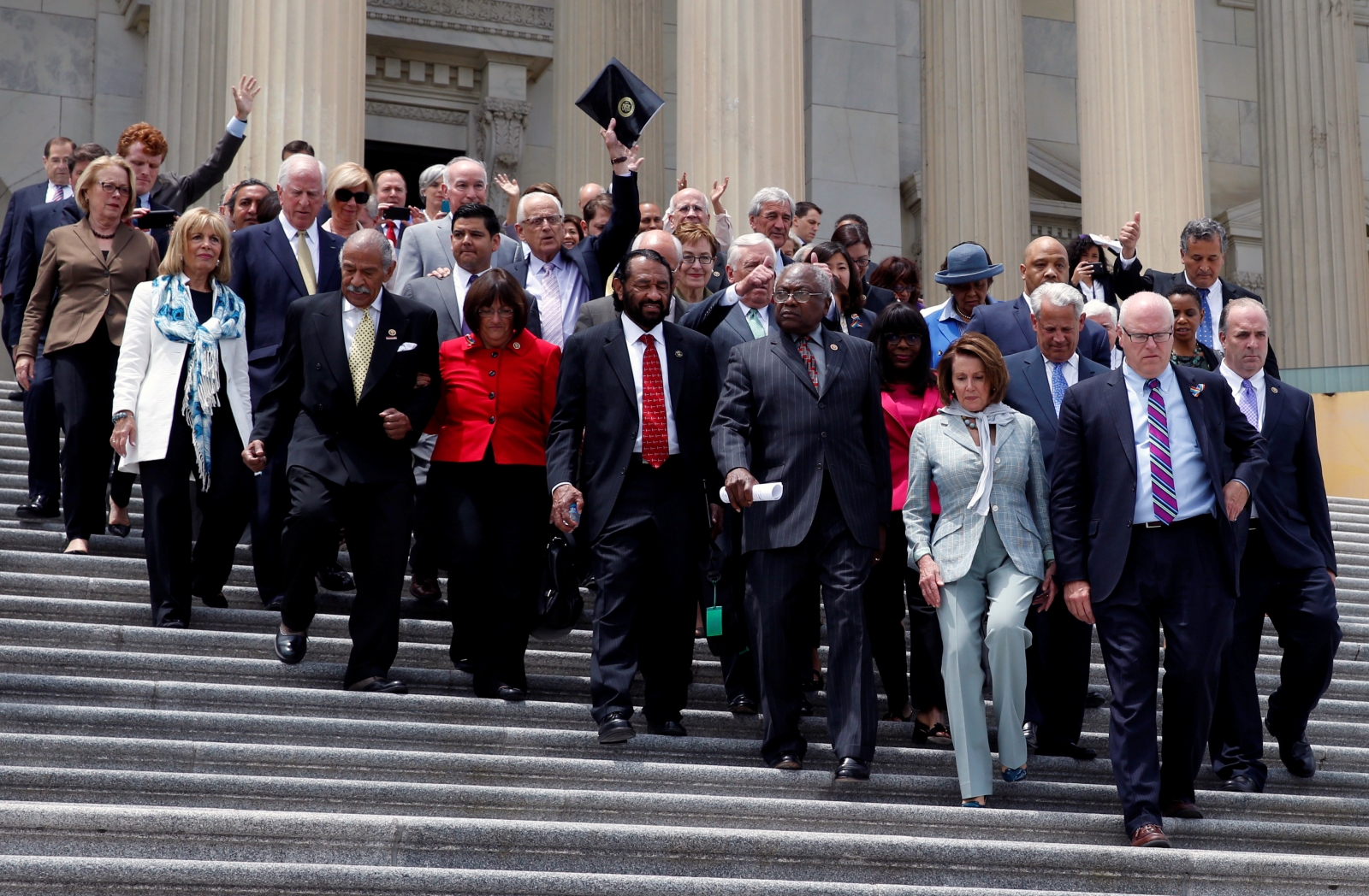 US House Democrats end 26 hour sit in as bid for tougher gun control