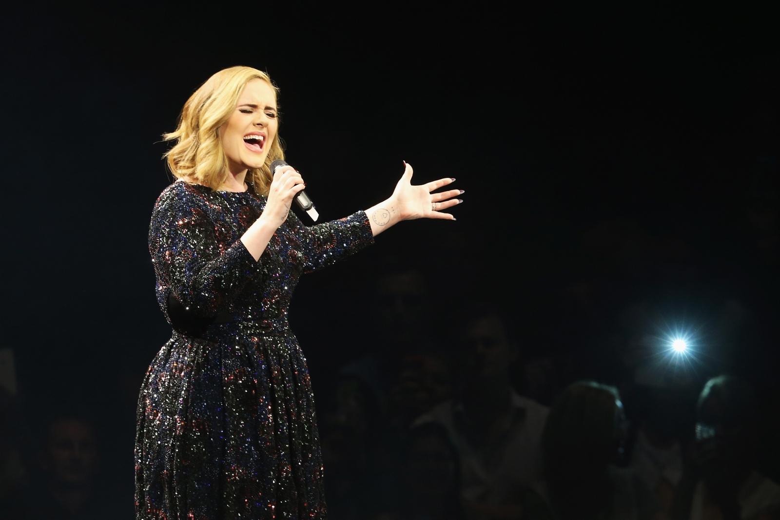 Adele and Simon Konecki married Singer sparks wedding
