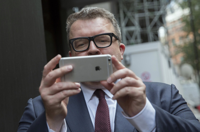 Tom Watson and his iPhone