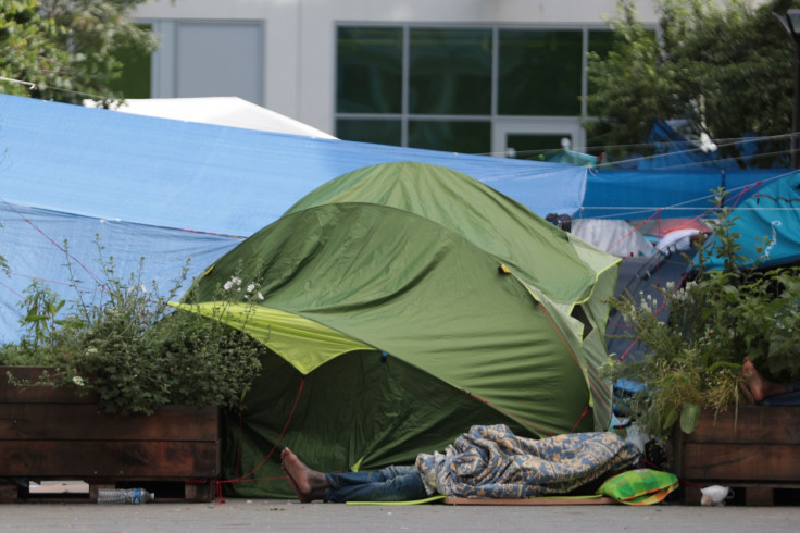 Migrant camp at Hall 'Pajol'