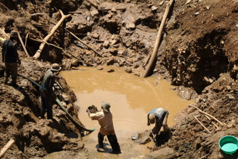 [DO NOT PUBLISH - hold for AJ] Gold mining in DRC