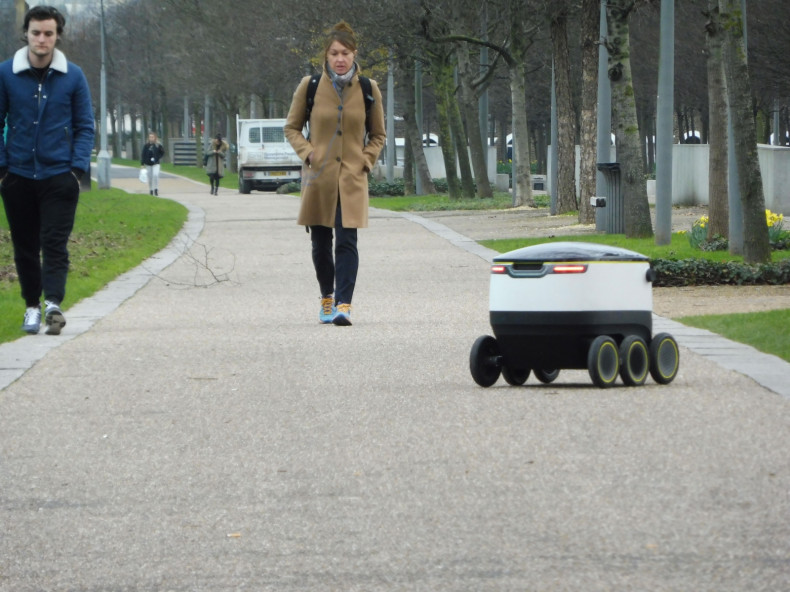 Starship Technologies delivery robot in London
