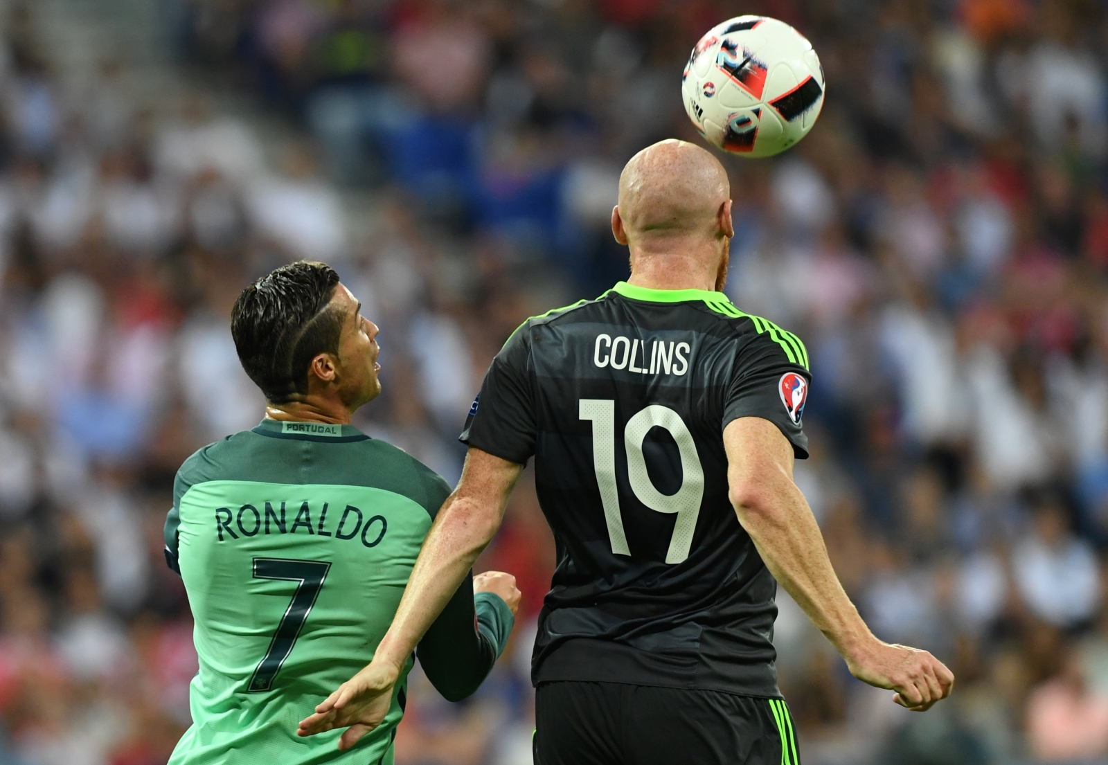 Collins beats Ronaldo in the air Collins beats Ronaldo in the air