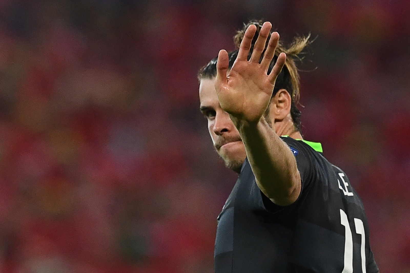Gareth Bale waves goodbye to Welsh fans Gareth Bale waves goodbye to Welsh fans