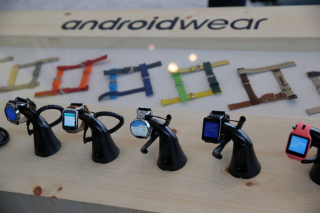 Google building two Android Wear smartwatches