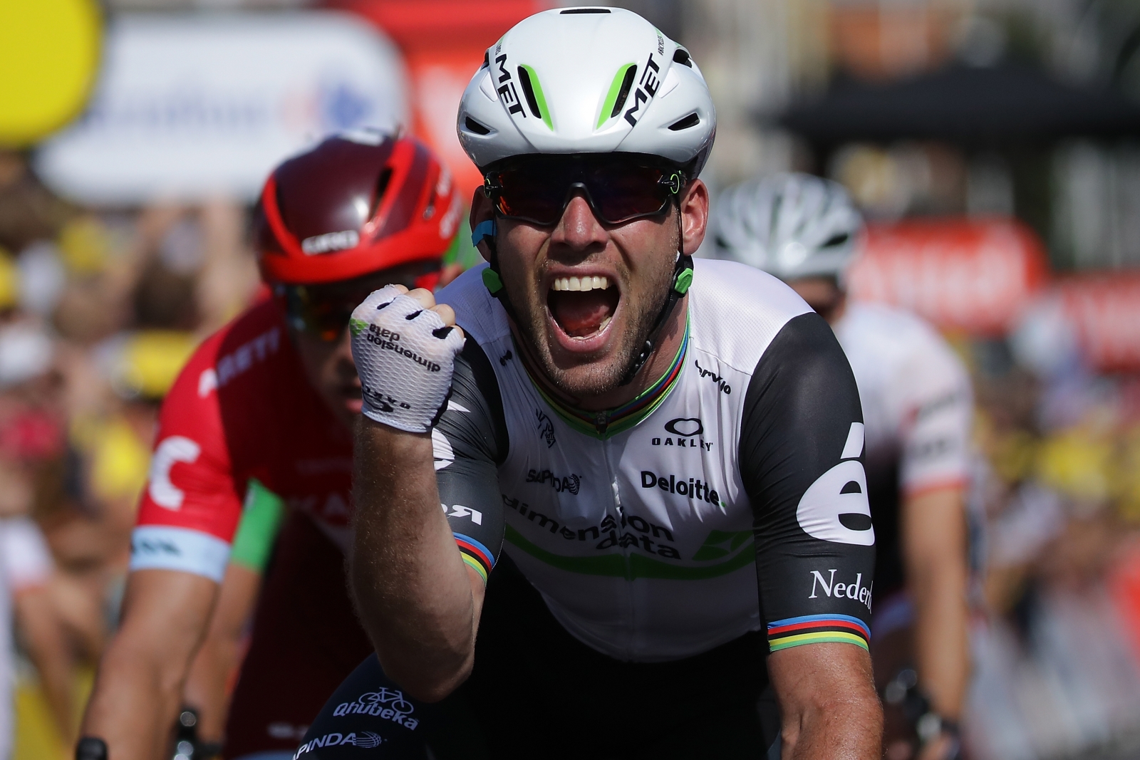 Tour de France 2016 Mark Cavendish outsprints Marcel Kittel on stage
