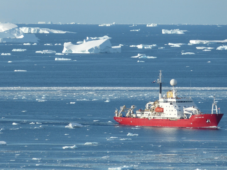 Glacier retreat ocean 