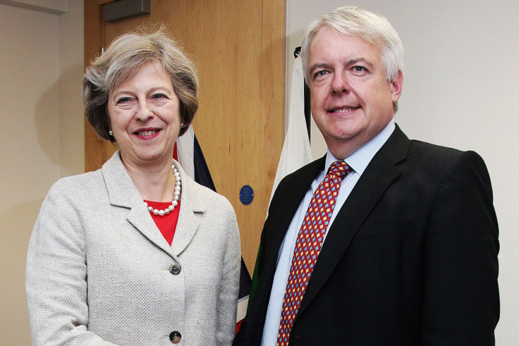 Theresa May, Carwyn Jones