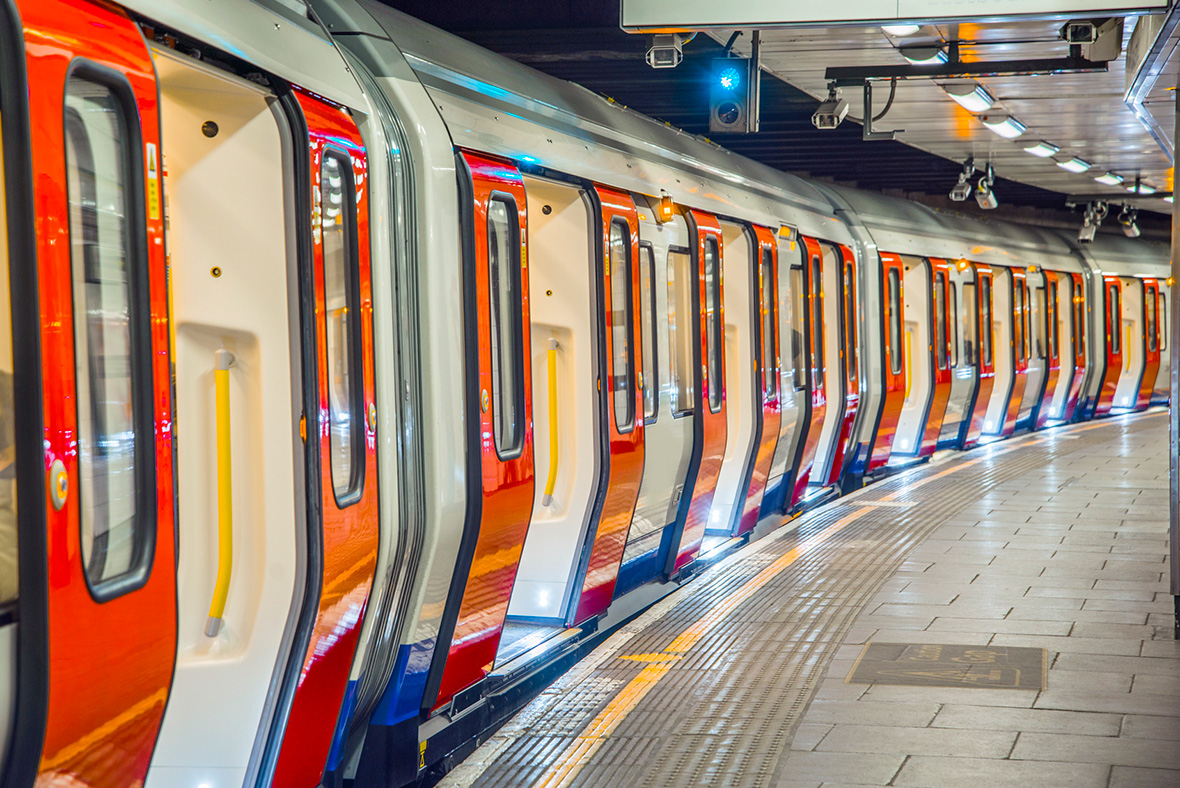 London Underground: Transport for London to track ...