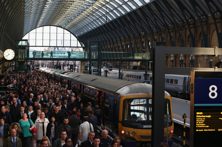 London transport crowds