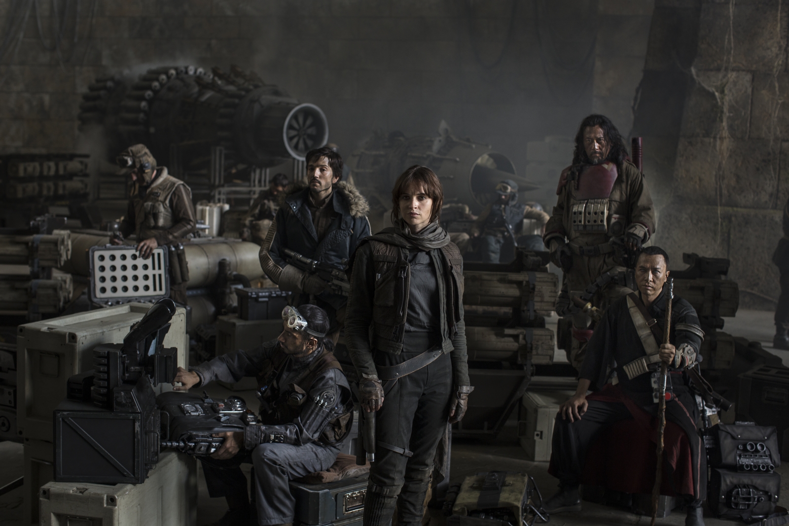 San Diego Comic-Con 2016: Rogue One: A Star Wars Story gets a new character in Edrio ...1600 x 1067