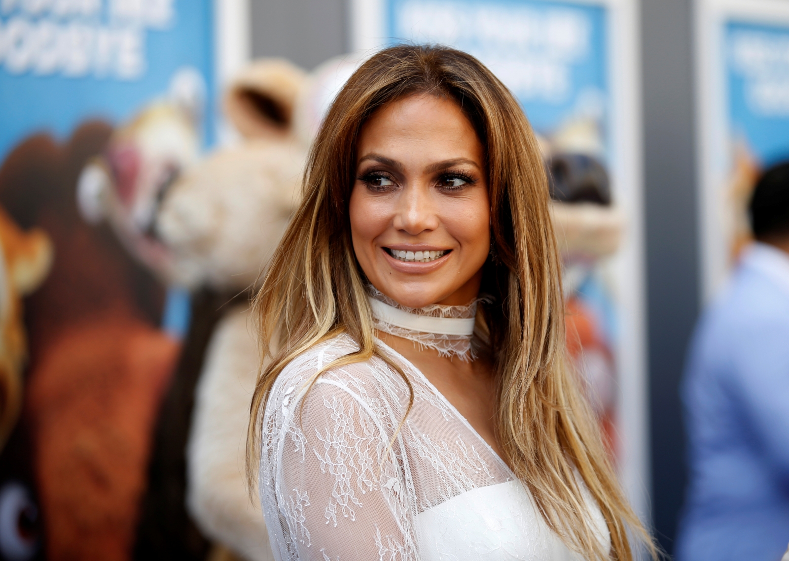 Jennifer Lopez Shares Sexy Selfie Tells Her Fans To Love Yourself