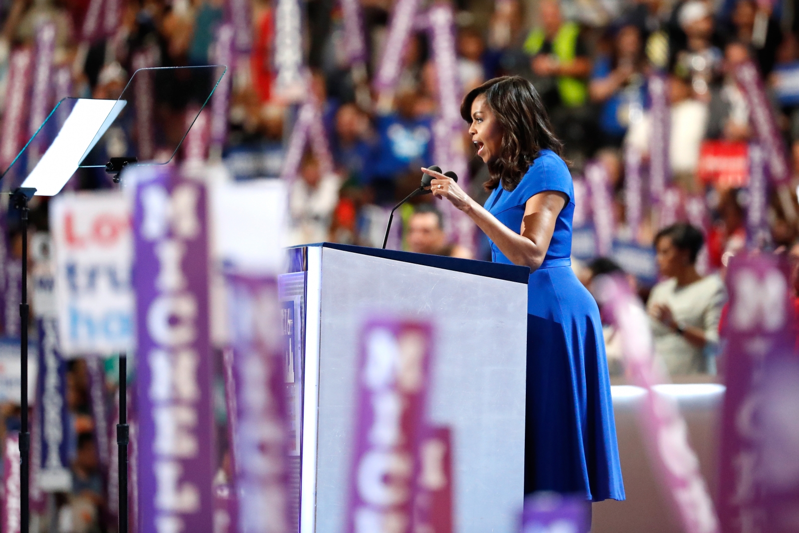 Democratic National Convention Michelle Obama delivers powerful speech