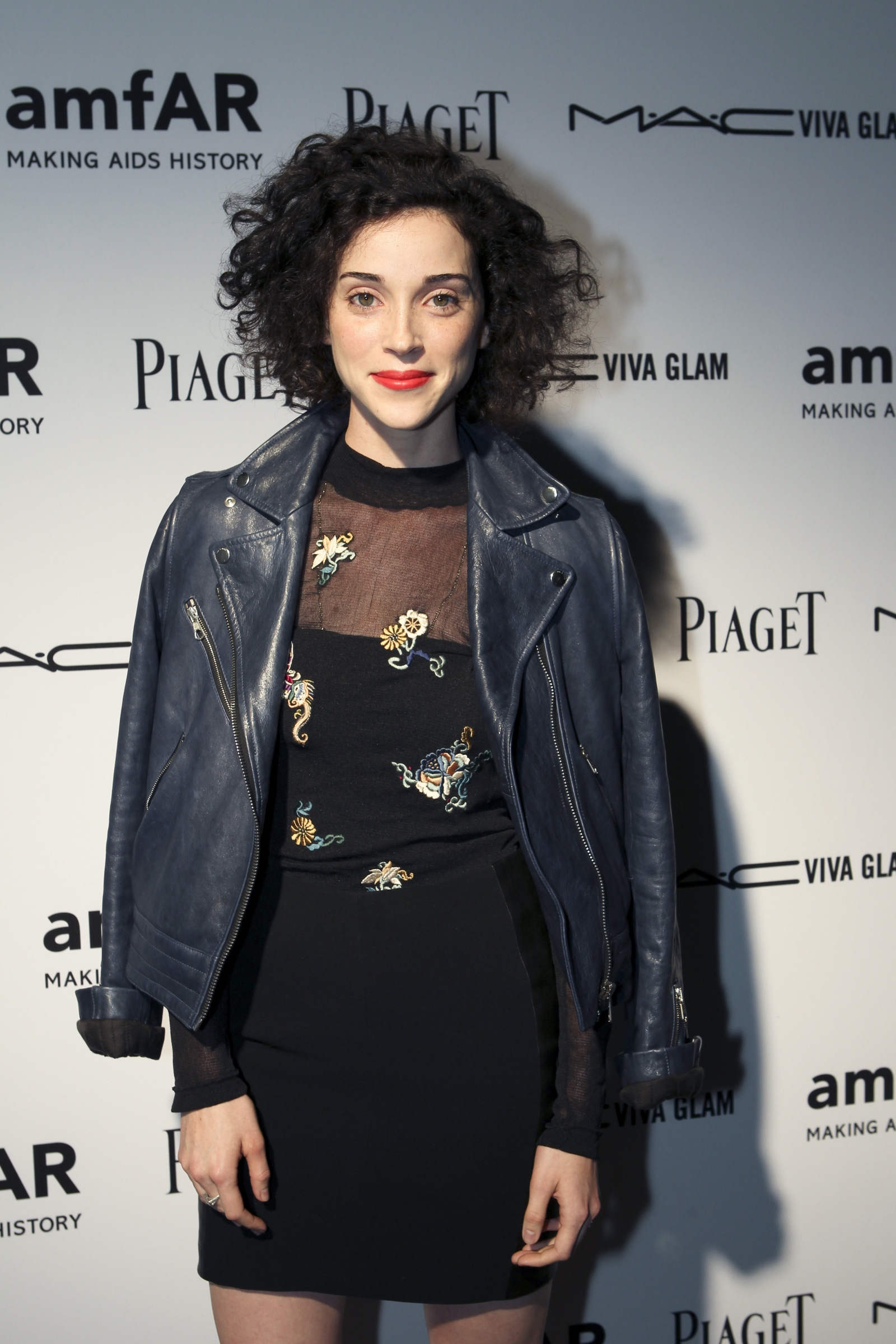 Cara Delevingne says she is 'completely in love' with girlfriend Annie Clark amid ...