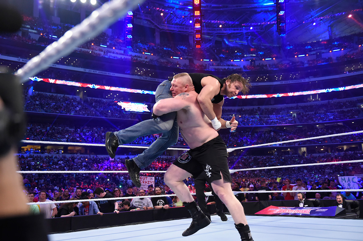 Dean Ambrose vs Brock Lesnar