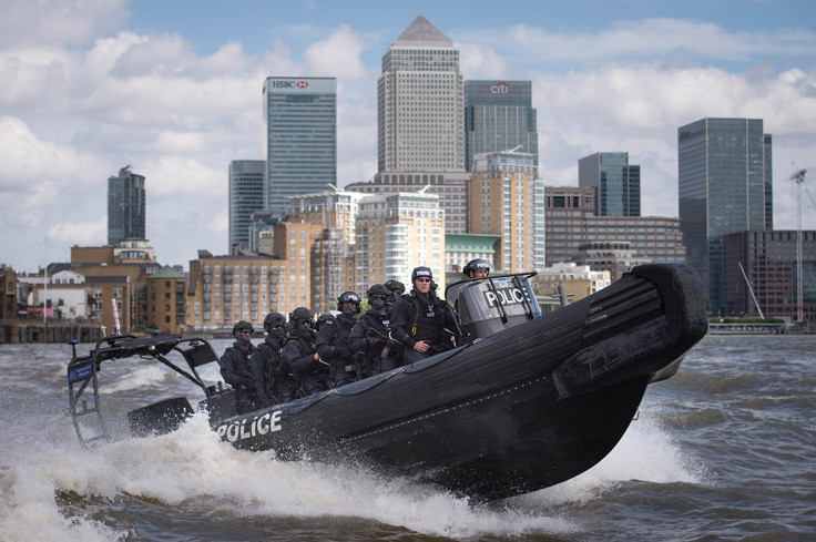 Met police armed officers