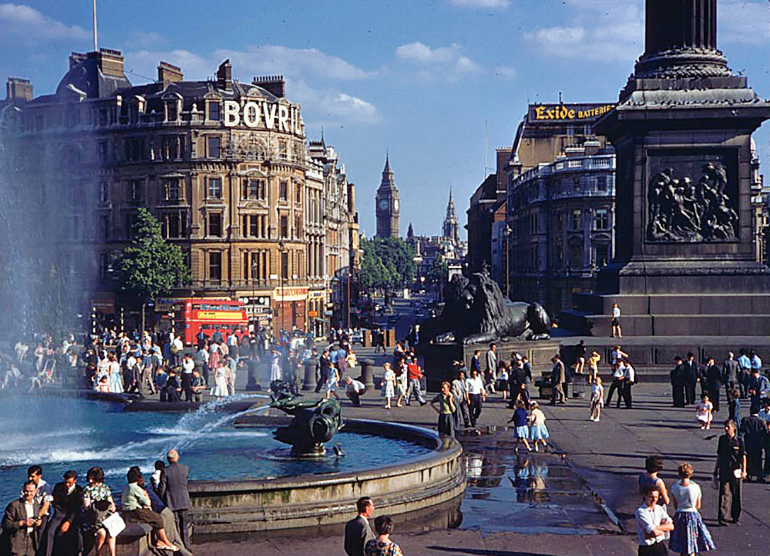 Amazing vintage photos in London Then and Now – People and Places
