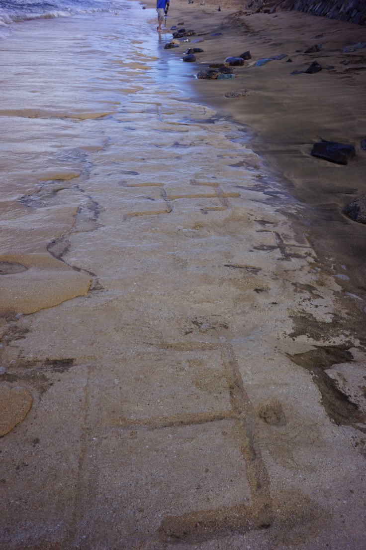 petroglyphs hawaii