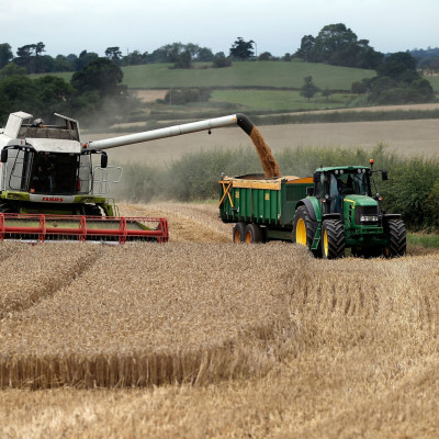UK Farmland: Demand falls sharply amid Brexit uncertainty and low commodity prices, RICS/RAU report suggests
